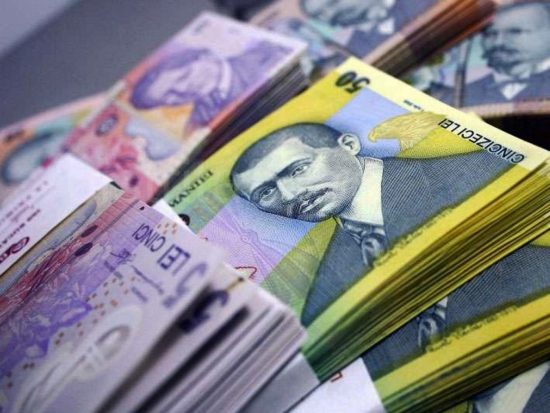 Investiții și economii